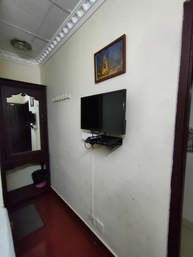 Munnar Kaippalli Budget Homestay Экстерьер фото